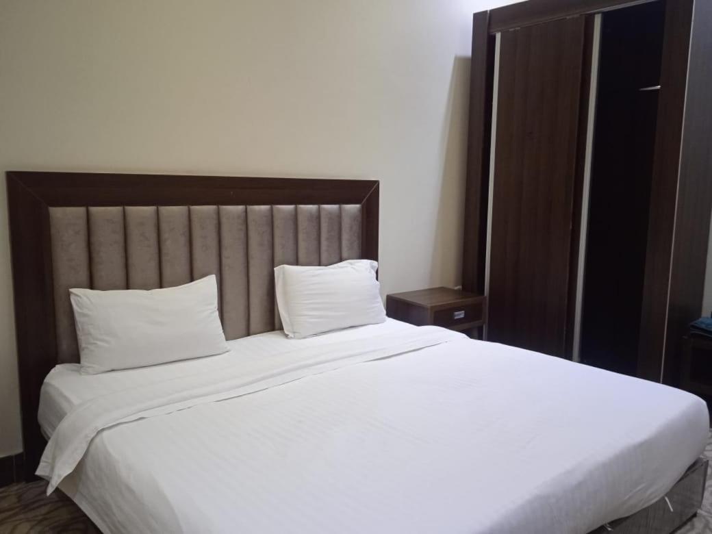 Quiet Rooms 7 Ер-Ріяд Екстер'єр фото